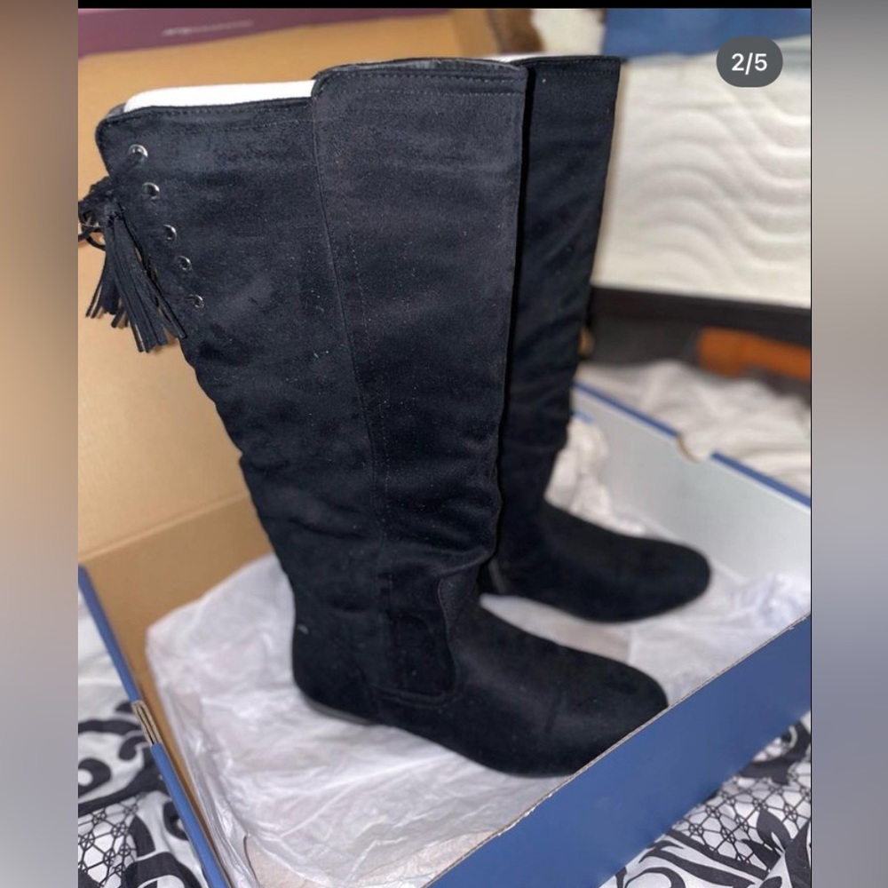 Austin Trading Co. Hazel ll Ties- black boots